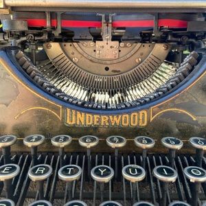 Meet your Posher, Riley